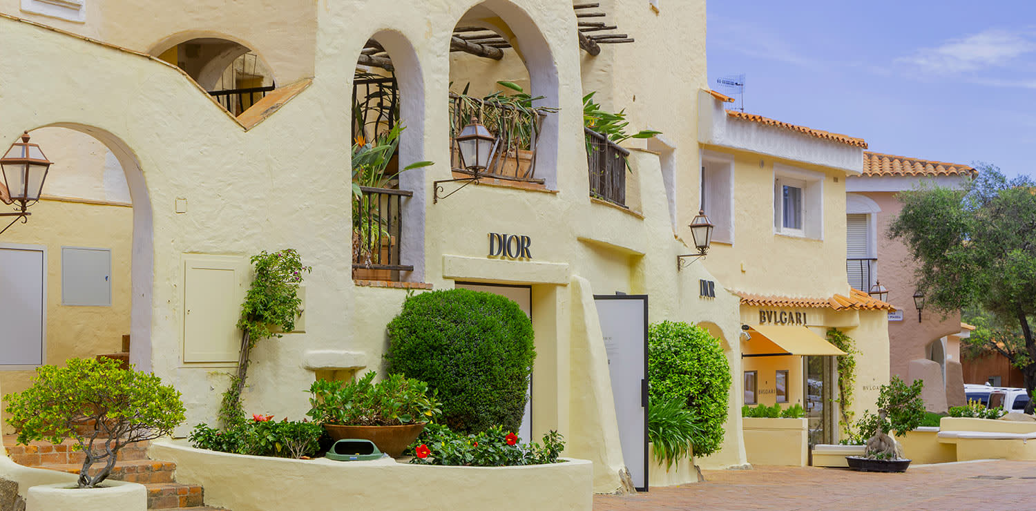 Piazzetta di Porto Cervo (ph. Dario Garofalo)