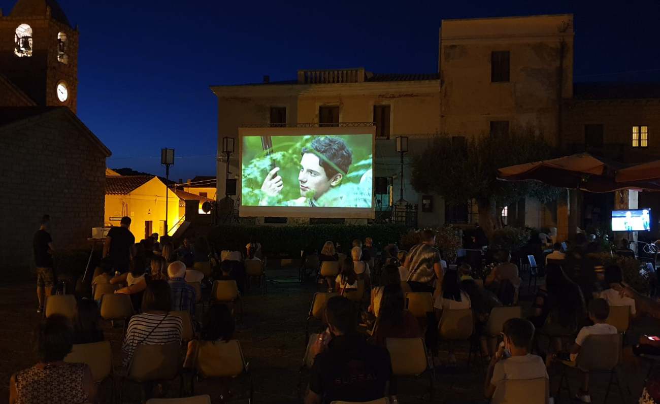 Arzachena, un’estate tra teatro e cinema sotto le stelle