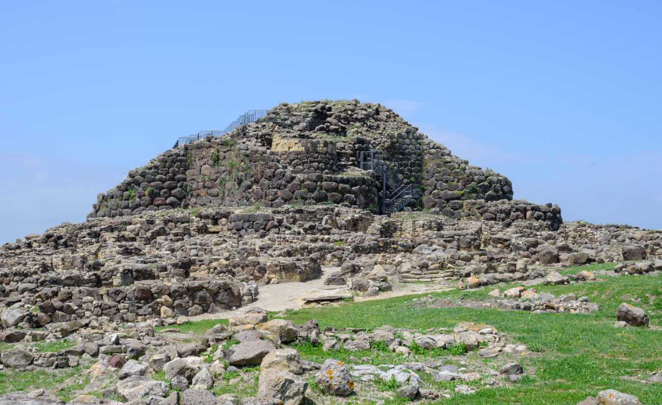 Humanum. Sardegna e Campania, da Su Nuraxi a Pompei