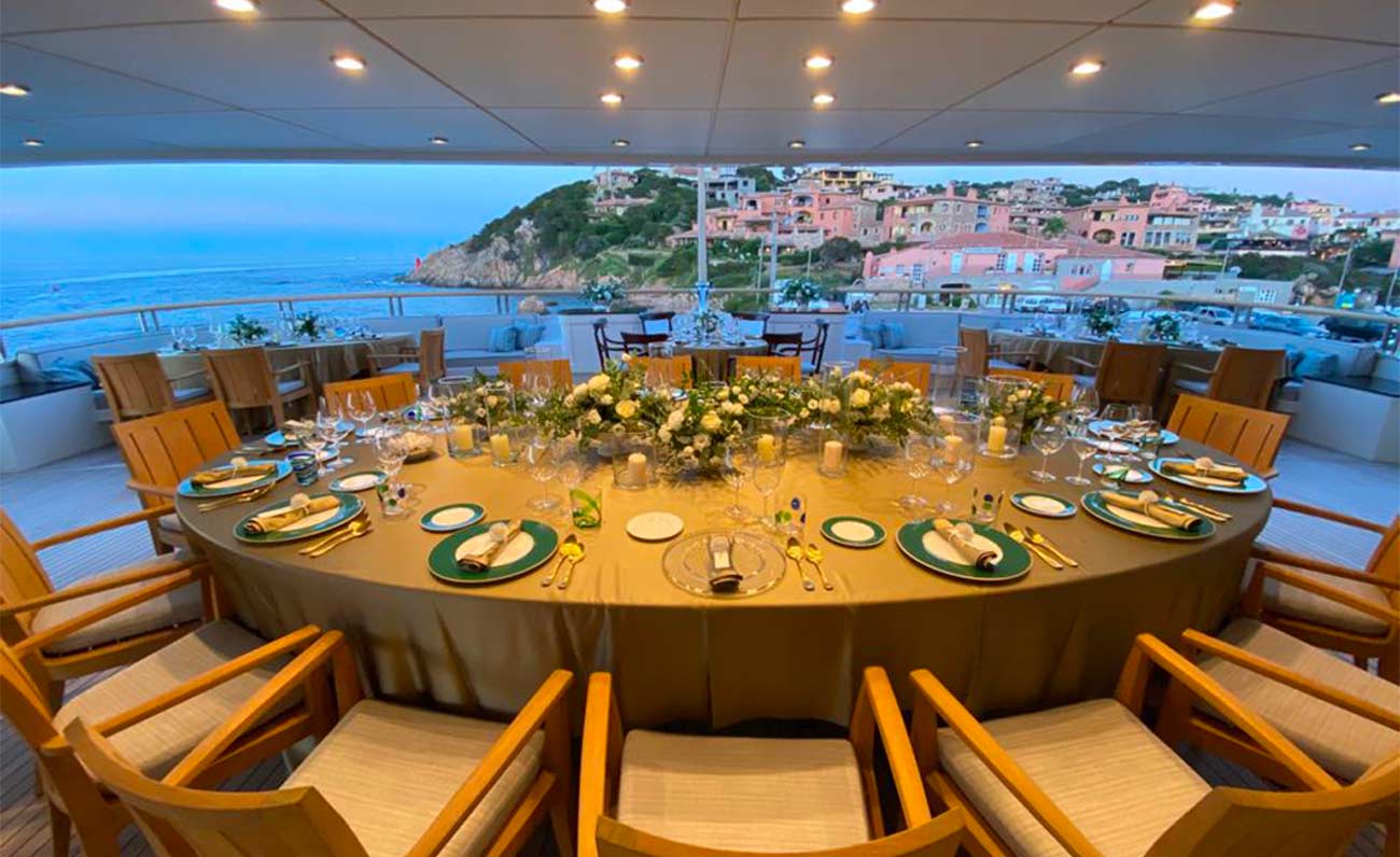 Costa Smeralda: il party sullo yacht è la tendenza dell’estate
