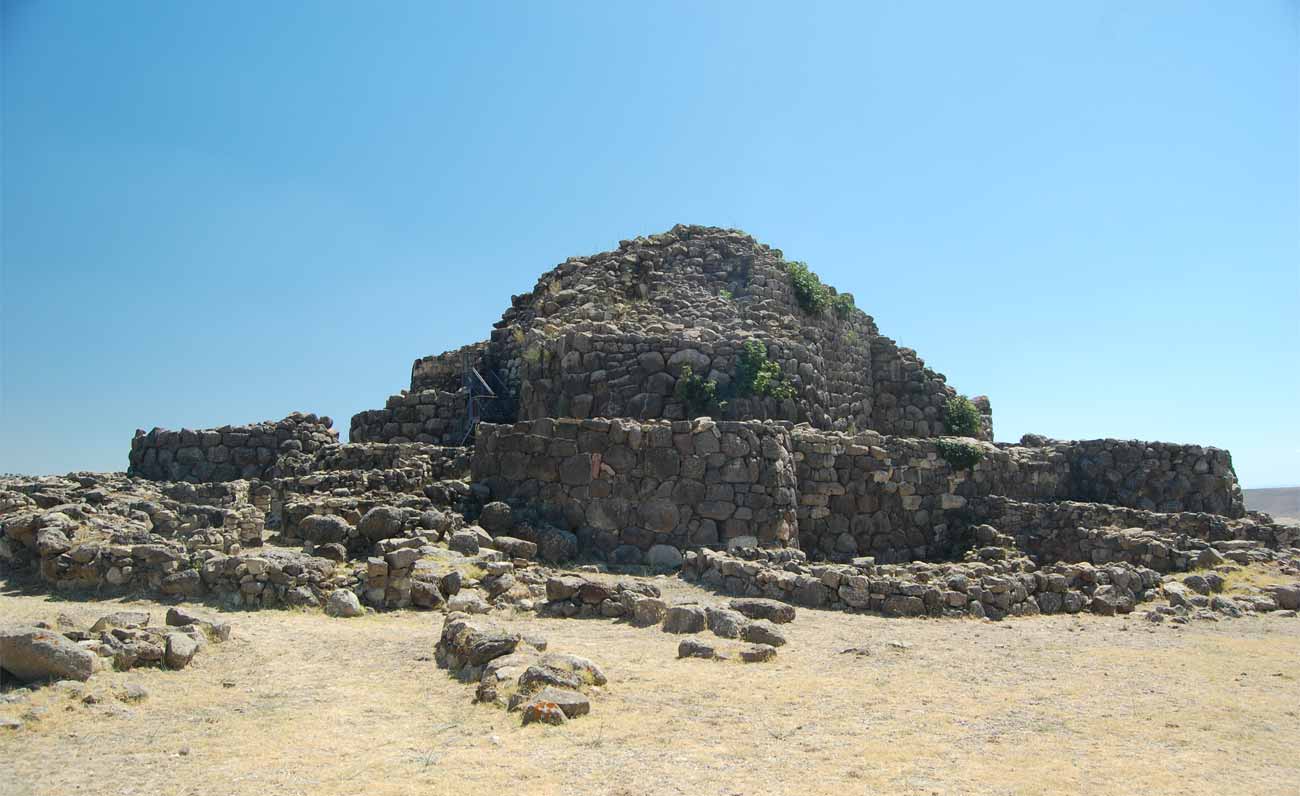 Sardegna isola megalitica sbarca in Grecia