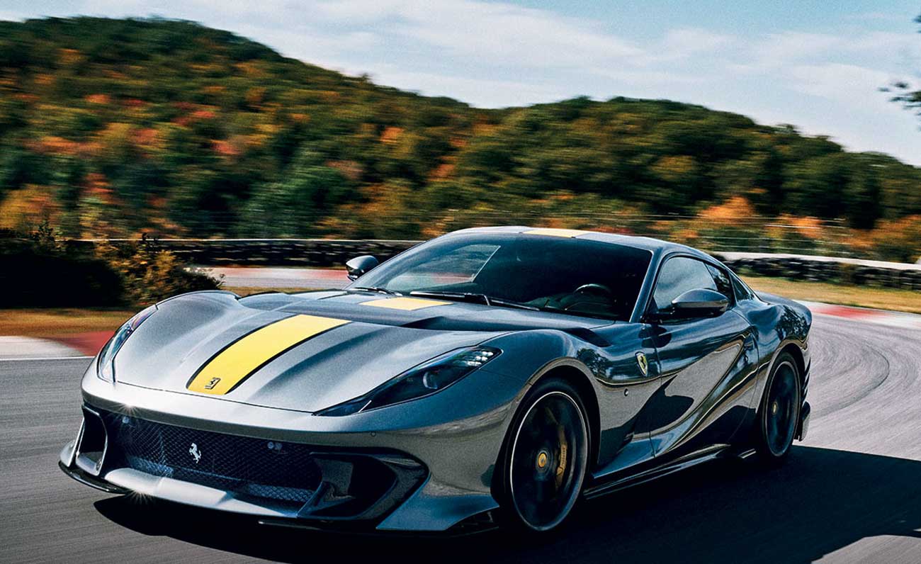 Nuova Ferrari 812 Competizione alla prova del Palmer Motorsport Park