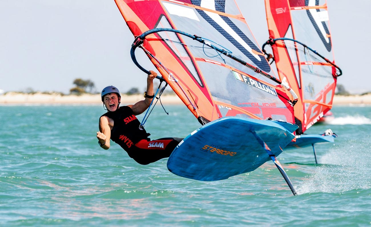 Federico Pilloni, campione dell’Iq Foil, entra nel Team Young Azzurra