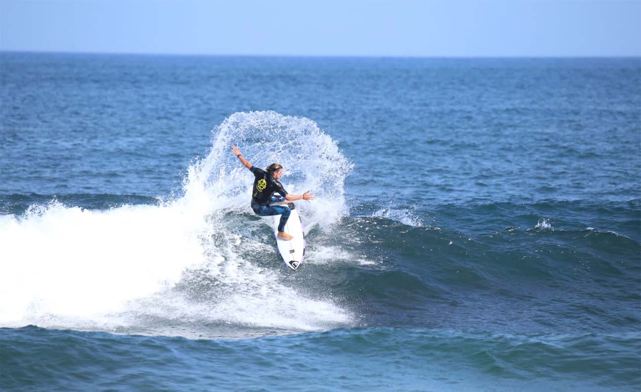 Sogni di tricolore a La Marinedda per i migliori surfisti italiani