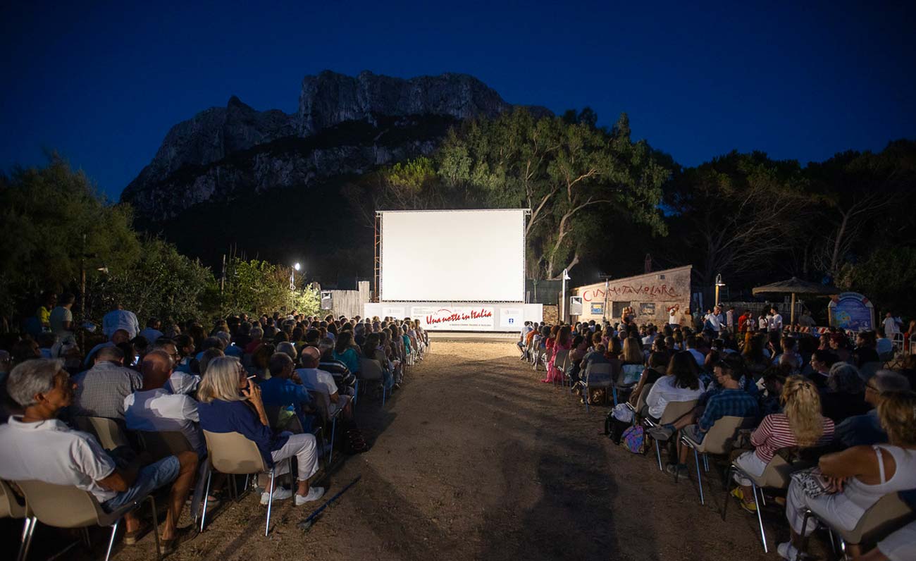 Ritorna la meraviglia del Festival di Tavolara