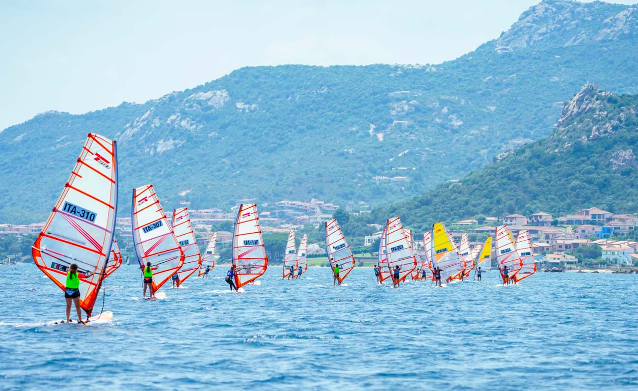 Coppa Italia di Windsurf a Cannigione, il palaese Manuel Cillano vince il titolo tricolore