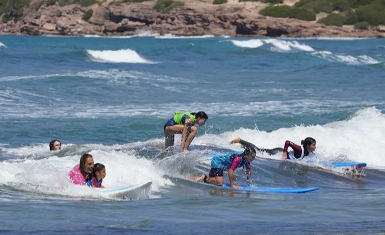 Grande festa per il Girl Surf Power a Porto Ferro in Sardegna