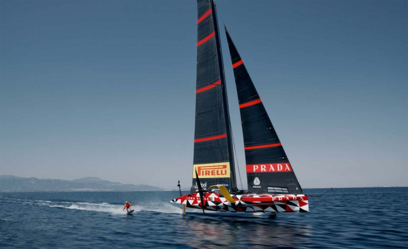 Wakeboard trainato da Luna Rossa, spettacolari immagini dell’impresa