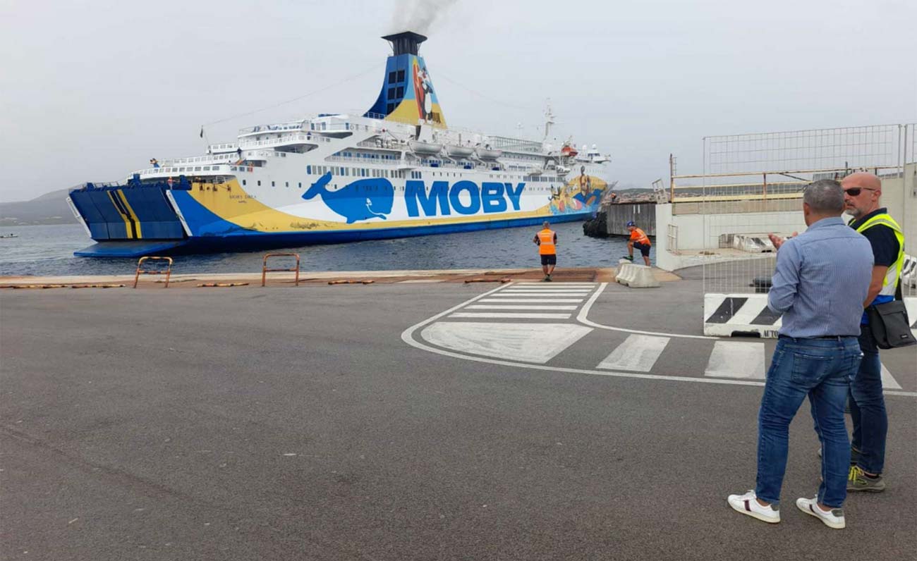 Moby testa l’attracco del traghetto Drea a Golfo Aranci